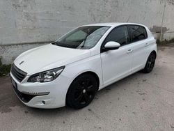 Bianco Usata 2018 Peugeot 308 Business-Line Tre volumi | 9950 € (Buon prezzo)