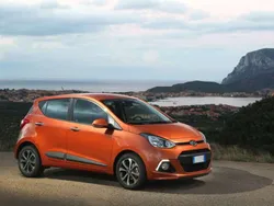 Bianco Usata 2016 Hyundai i10 Comfort Due volumi | 8500 € (Buon prezzo)