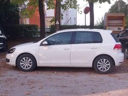 Bianco Usata 2011 VW Golf VI Due volumi | 4900 € (Buon prezzo)
