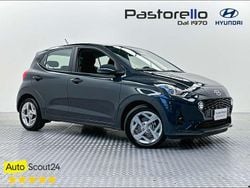 Grigio Usata 2022 Hyundai i10 Due volumi | 12.850 € (Buon prezzo)