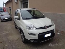Bianco Usata 2016 Fiat Panda 4x4 Due volumi | 9890 € (Buon prezzo)