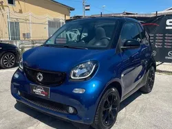 Blu Usata 2016 Smart ForTwo Cabrio Passion Cabrio | 11.900 € (Buon prezzo)