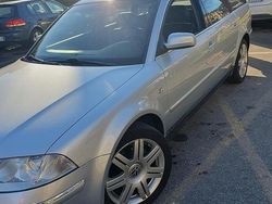 Grigio Usata 2001 VW Passat Station wagon | 3000 € (Molto cara)