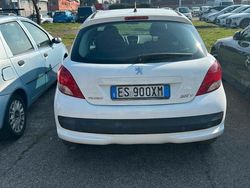 Bianco Usata 2013 Peugeot 207 Due volumi | 3900 € (Cara)