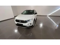 Bianco(met.) Nuova 2025 VW T-Roc Edition SUV | 24.590 € (Ottimo prezzo)