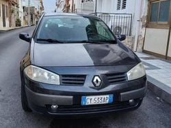 Usata 2005 Renault Mégane II Due volumi | 1000 €