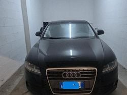 Nero Usata 2009 Audi A4 Tre volumi | 4000 €