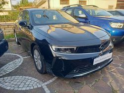 Nero Usata 2022 Opel Astra Elegance Tre volumi | 13.800 € (Buon prezzo)