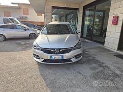 Grigio Usata 2020 Opel Astra Ultimate Station wagon | 12.350 € (Cara)