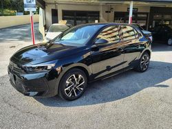 Nero Nuova 2025 Opel Corsa Tre volumi | 15.700 € (Buon prezzo)