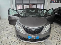 Grigio Usata 2019 Lancia Ypsilon Gold Due volumi | 9990 € (Buon prezzo)