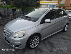 Mercedes B180