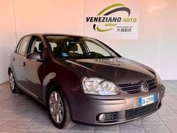 Grigio Usata 2006 VW Golf V Sportline Tre volumi | 3800 € (Buon prezzo)