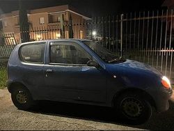 Blu Usata 2002 Fiat 600 Due volumi | 800 €