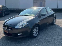 Blu/azzurro Usata 2010 Fiat Bravo Dynamic Due volumi | 3998 € (Buon prezzo)