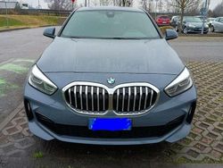 Grigio Usata 2023 BMW 118 M Sport Due volumi | 29.700 € (Buon prezzo)