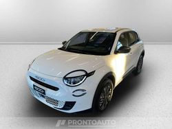 Biancointerni tessuto nero Nuova 2025 Fiat 600 Pop | 20.200 €