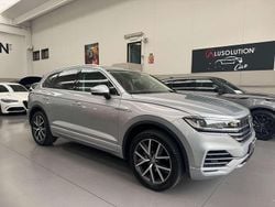 Argento Usata 2019 VW Touareg Advance SUV | 37.900 € (Buon prezzo)