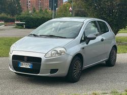 Grigio Usata 2007 Fiat Grande Punto Active Due volumi | 4500 € (Cara)