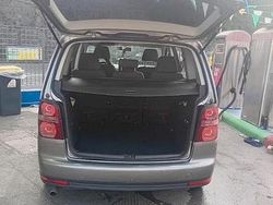 Grigio Usata 2009 VW Touran Monovolume | 3000 €