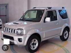 Grigio Usata 2009 Suzuki Jimny SUV | 11.500 € (Buon prezzo)