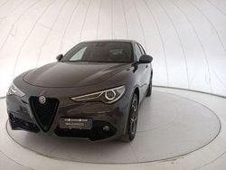 Grigio Usata 2023 Alfa Romeo Stelvio Sprint SUV | 26.900 € (Buon prezzo)