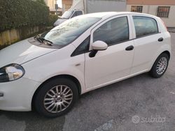 Bianco Usata 2016 Fiat Grande Punto Due volumi | 5600 € (Cara)