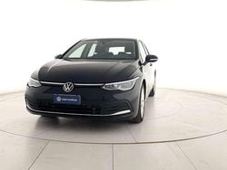 Nero Usata 2020 VW Golf VIII Style Tre volumi | 23.900 € (Buon prezzo)