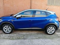 Blu/azzurro Usata 2020 Renault Captur Intens SUV | 14.500 € (Buon prezzo)