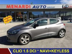 Grigio Usata 2015 Renault Clio IV Tre volumi | 6900 € (Buon prezzo)