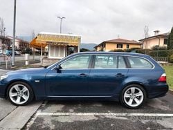 Blu Usata 2008 BMW 530 M Sport Station wagon | 3000 €