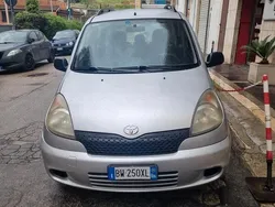 Grigio Usata 2001 Toyota Yaris Verso Sol Monovolume | 1100 € (Ottimo prezzo)