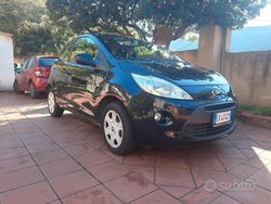 Nero Usata 2014 Ford Ka Due volumi | 6000 € (Buon prezzo)