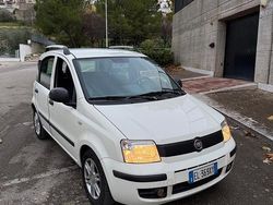 Bianco Usata 2012 Fiat Panda Lounge Tre volumi | 3190 € (Ottimo prezzo)