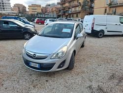 Grigio Usata 2012 Opel Corsa Tre volumi | 5500 € (Buon prezzo)