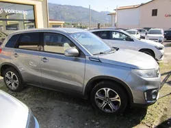 Grigio scuro Usata 2017 Suzuki Vitara SUV | 14.900 € (Ottimo prezzo)
