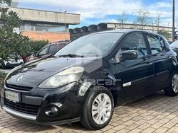 Nero Usata 2010 Renault Clio II Dynamique Due volumi | 3900 € (Buon prezzo)