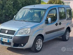 Blu Usata 2009 Fiat Doblò Monovolume | 4900 € (Cara)