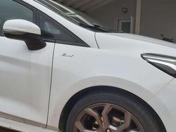 Bianco Usata 2017 Ford Fiesta ST-Line Tre volumi | 13.000 € (Cara)