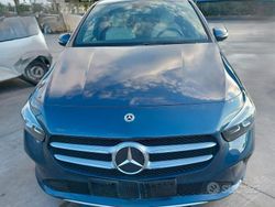 Blu Usata 2022 Mercedes B180 Monovolume | 24.900 €