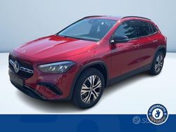 Rosso Nuova 2025 Mercedes GLA200 Advanced SUV | 43.400 € (Buon prezzo)