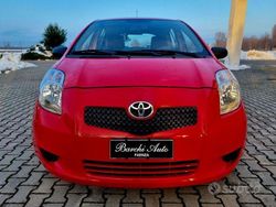 Rosso Usata 2008 Toyota Yaris Tre volumi | 4900 € (Cara)