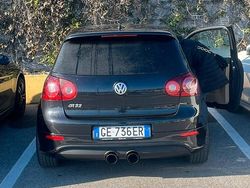 Usata 2006 VW Golf R Tre volumi | 15.300 €