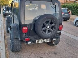 Usata 1992 Jeep Wrangler Laredo SUV | 11.000 €