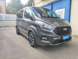Grigio scuro met. Usata 2022 Ford Tourneo Custom Sport Furgone | 39.990 € (Buon prezzo)