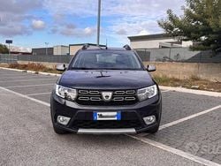 Grigio Usata 2020 Dacia Sandero Comfort Tre volumi | 10.600 € (Buon prezzo)