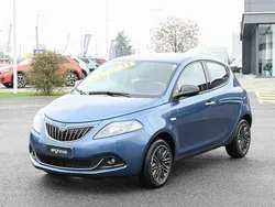 Blu Usata 2023 Lancia Ypsilon Gold Due volumi | 13.900 € (Buon prezzo)
