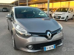 Grigio Usata 2015 Renault Clio IV Tre volumi | 8500 € (Cara)