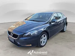 Blu Usata 2018 Volvo V40 Business Edition Station wagon | 10.900 € (Buon prezzo)