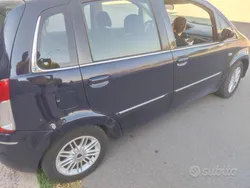 Usata 2008 Lancia Musa Monovolume | 3600 €